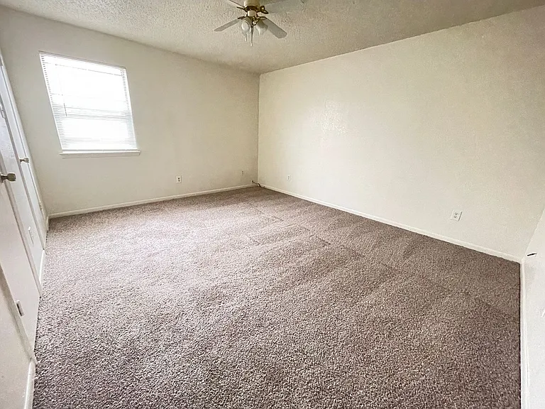 4408 Lake Rd — Photo 9