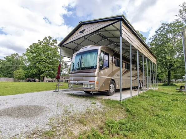 45 Rose Rd, Crump, TN 38327