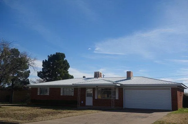 4303 Leddy Dr