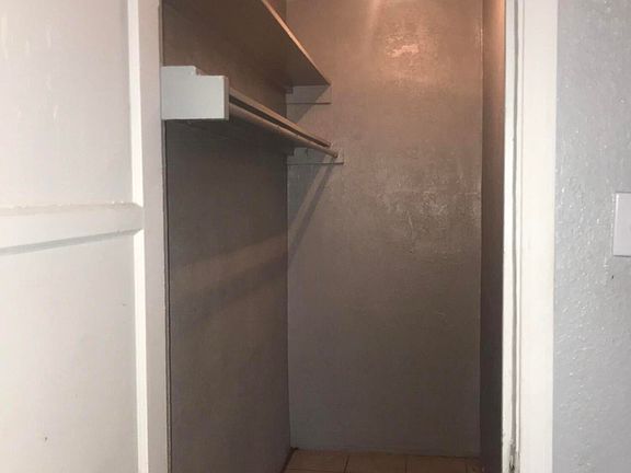 5th image of 4022 Taylor Ave APT 3