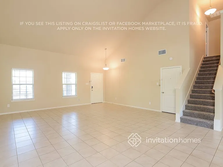 954 Corbitt Ln — Photo 2