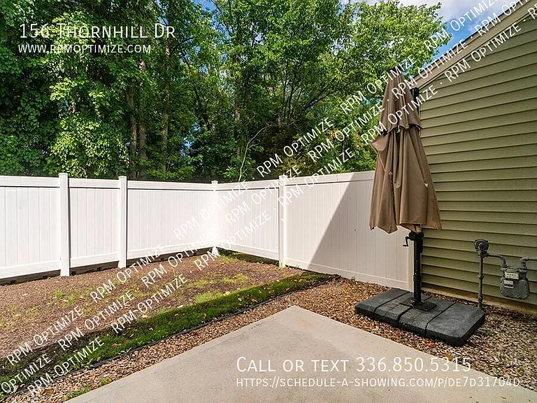 156 Thornhill Dr — Photo 37