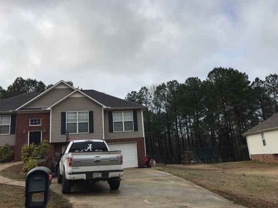 2nd image of 150 Indian Hills Rd