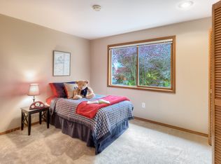 1833 235th Pl NE, Sammamish, WA 98074