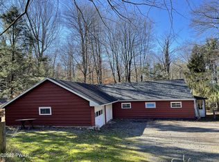 1350 Route 390, Cresco, PA 18326