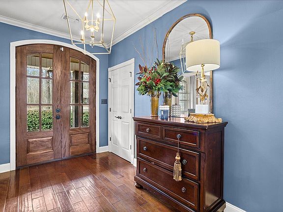 5th image of 510 Longleaf Dr