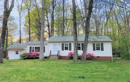 808 Cowan Rd Photo 1