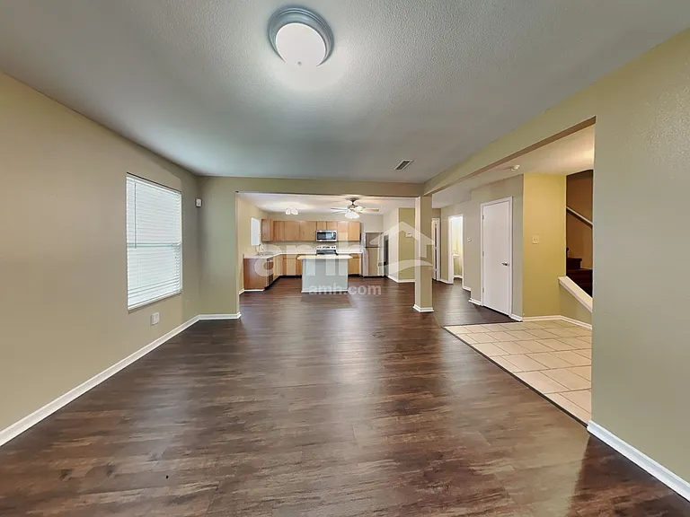 2335 Bridlewood Dr — Photo 6