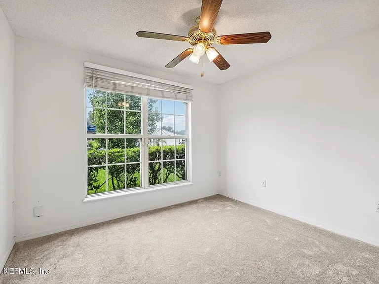 11089 Englenook Dr — Photo 10