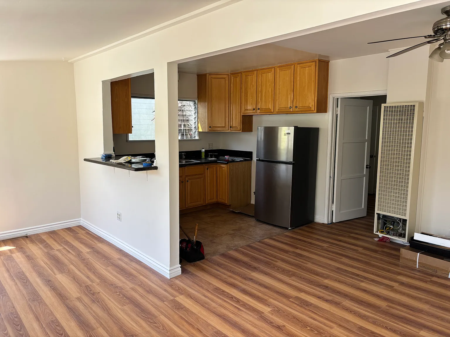 1 bed, 1000 sqft, $2,200 — Photo 2