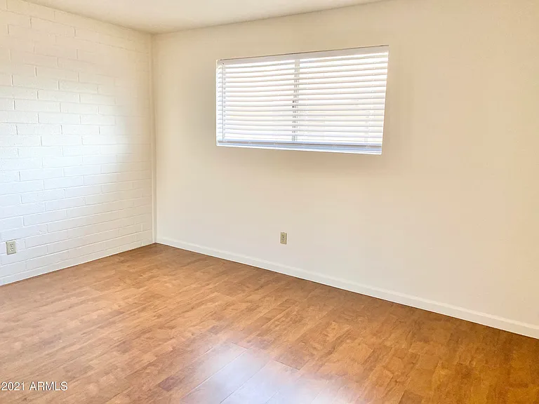 8529 E Portland St — Photo 10