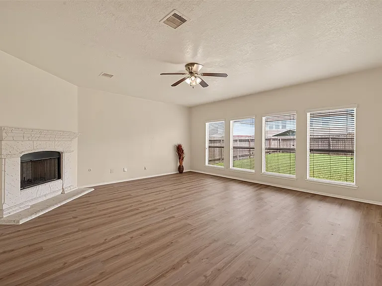 18518 Bare Meadow Ln — Photo 6