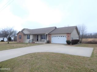 233 Jesse Loop, Crossville, TN 38555