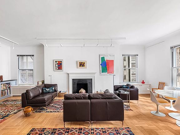 2nd image of 180 W 58th St #9D