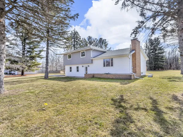 3803 Catherine St, Jackson, MI 49203