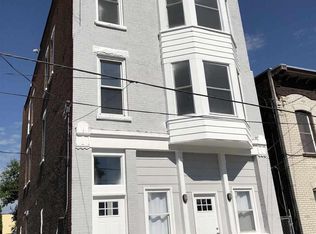 521 1st St APT 3, Troy, NY 12180