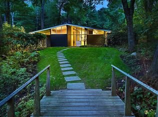 344 Dedham St, Dover, MA 02030