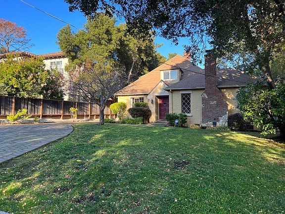 5th image of 121 Alturas Dr