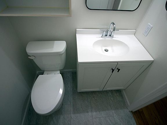 5th image of 1715 Van Dorn St #2