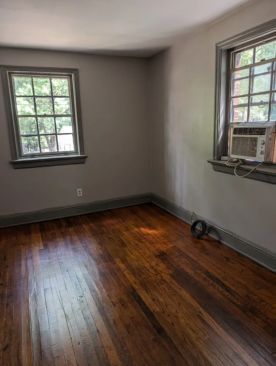 Building Photo - 209 Colleton Rd