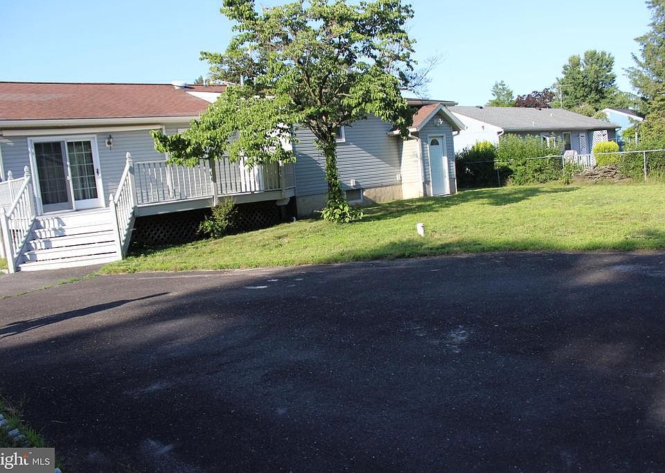 1st image of 82 Tecumseh Trl