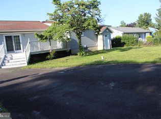 82 Tecumseh Trl, Browns Mills, NJ 08015