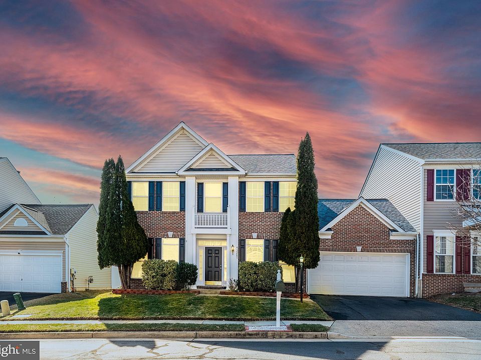 1st image of 43287 Markham Pl