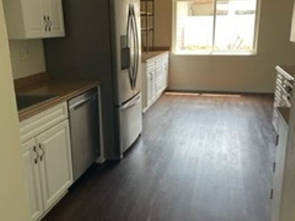 5th image of 3353 Las Vegas Dr