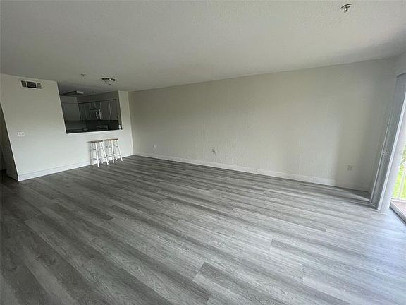 3rd image of 14036 Fairway Island Dr APT 1522