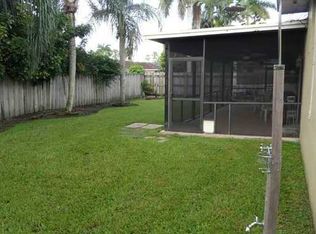 11530 SW 100th St, Miami, FL 33176