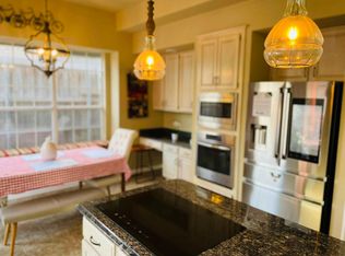 2683 Hidden Ridge Dr, Arlington, TX 76006