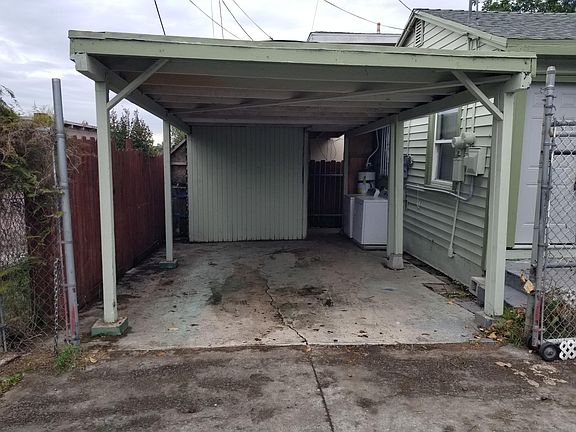 3rd image of 237 S Pardee St