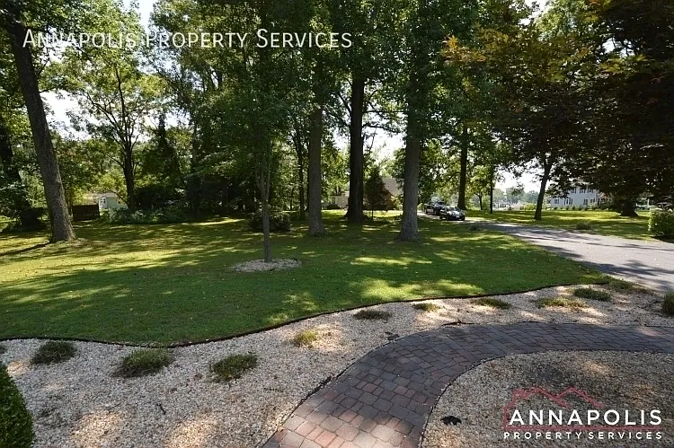 816 Maple Rd — Photo 37
