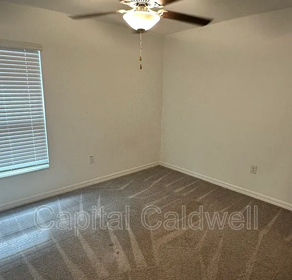 5517 Blue Azure Dr — Photo 9