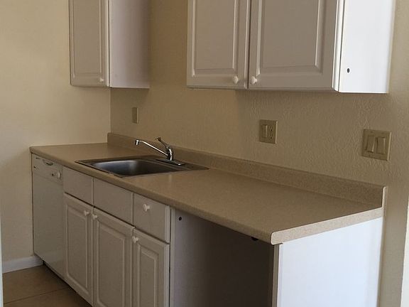 2nd image of 4635 Bayshore Dr APT P10