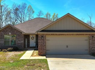 9 Woodall Ct, Perkinston, MS 39573