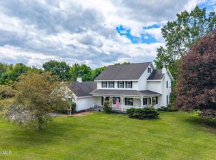 1211 Best Rd, East Greenbush, NY 12061