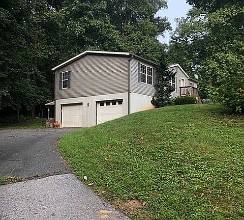 2nd image of 685 Yellow Hill Rd