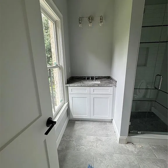 1886 Timothy Dr — Photo 12
