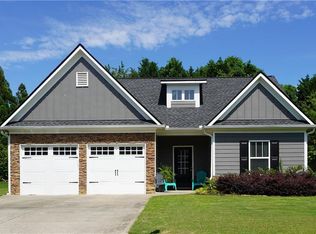 96 Mercer Ln, Cartersville, GA 30120