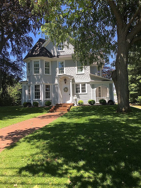 79 Ocean Ave, Amityville, NY 11701 Zillow