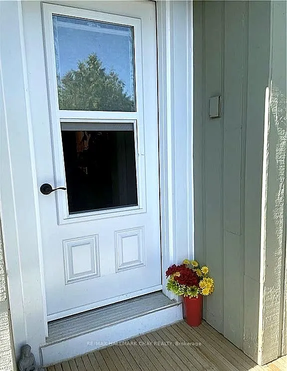 2 bed, $2,000 — Photo 3