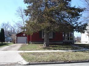 1st image of 296 E 11th St