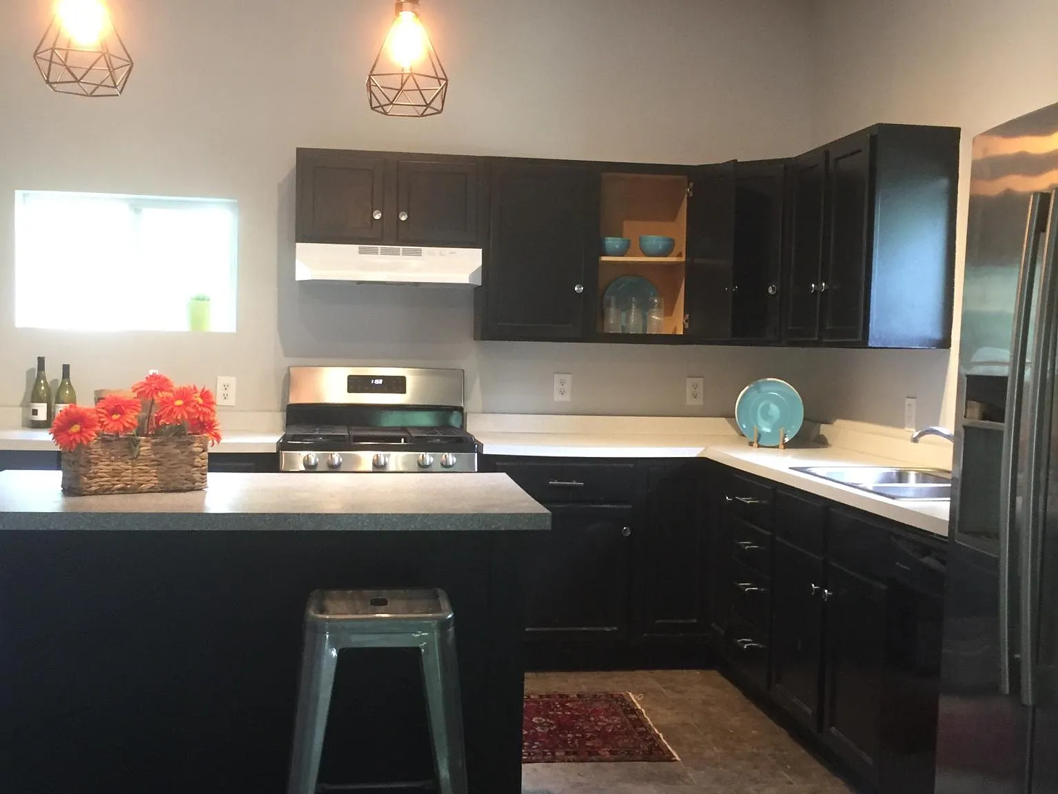209 N Main St — Photo 2