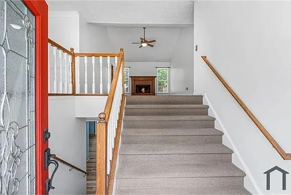 4240 Sugar Mill Dr — Photo 4