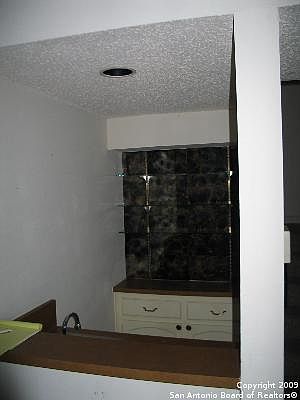 3rd image of 3934 Barrington St #0