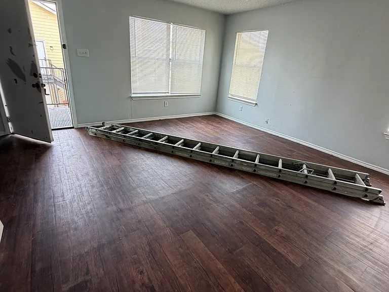 320 S Center St #114 — Photo 13