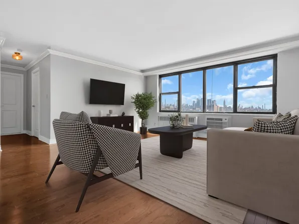 500 Central Ave APT 707, Union City, NJ 07087