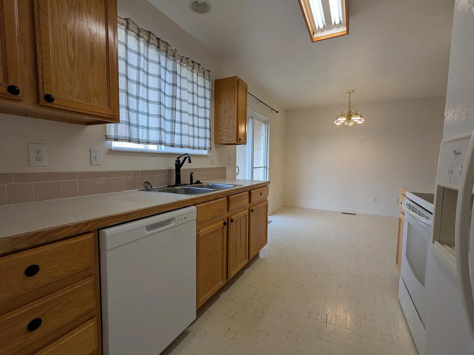 3345 Saratoga St. Unit B - Unit B — Photo 4