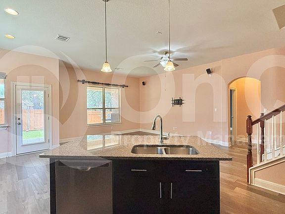 5th image of 4400 Trinity Woods St